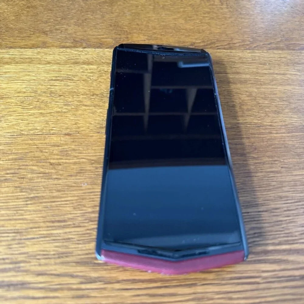 Vertu Agent Q Stitched Calfskin, 6.02